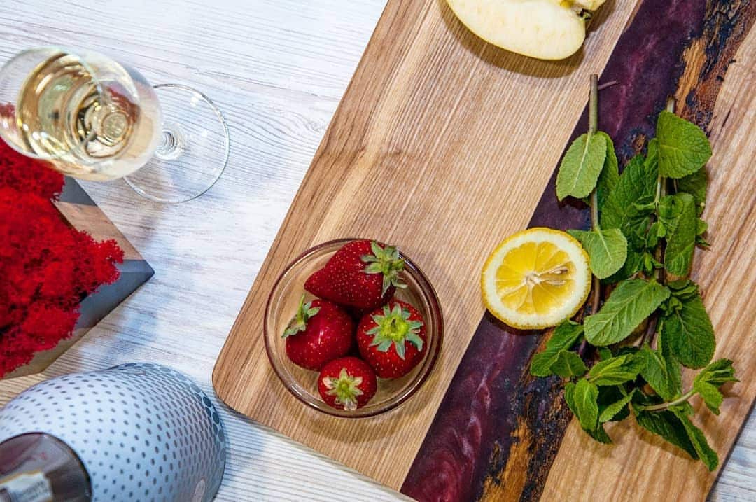 Epoxy Resin Board, Handcrafted River Board, Epoxy Resin Wooden Serving Board, Platter Charcuterie, Gift Board, kitchen board, cutting board