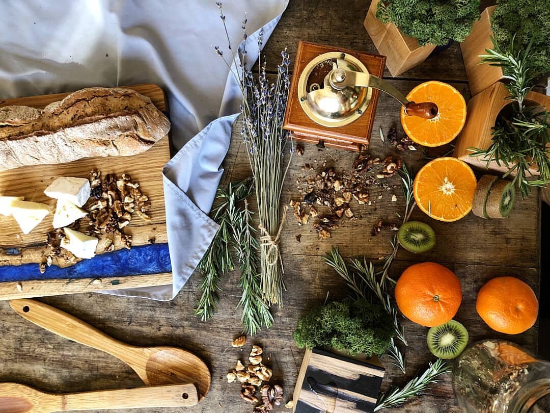 Epoxy Resin Board, Handcrafted River Board, Epoxy Resin Wooden Serving Board, Platter Charcuterie, Gift Board, kitchen board, cutting board
