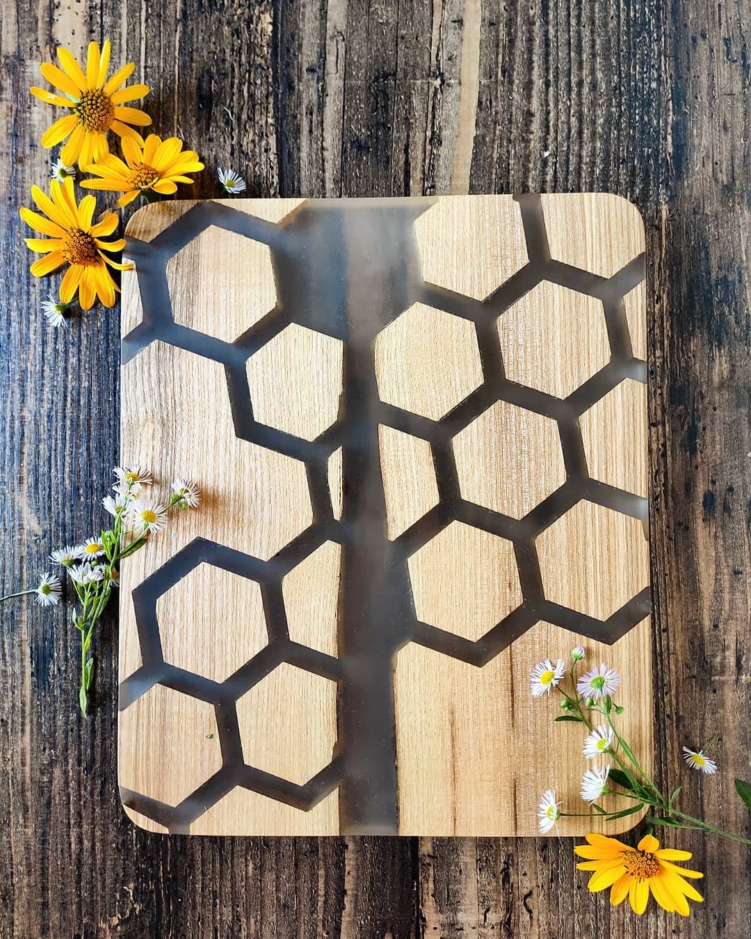 Epoxy Resin Board, Handcrafted River Board, Epoxy Resin Wooden Serving Board, Platter Charcuterie, Gift Board, kitchen board, cutting board