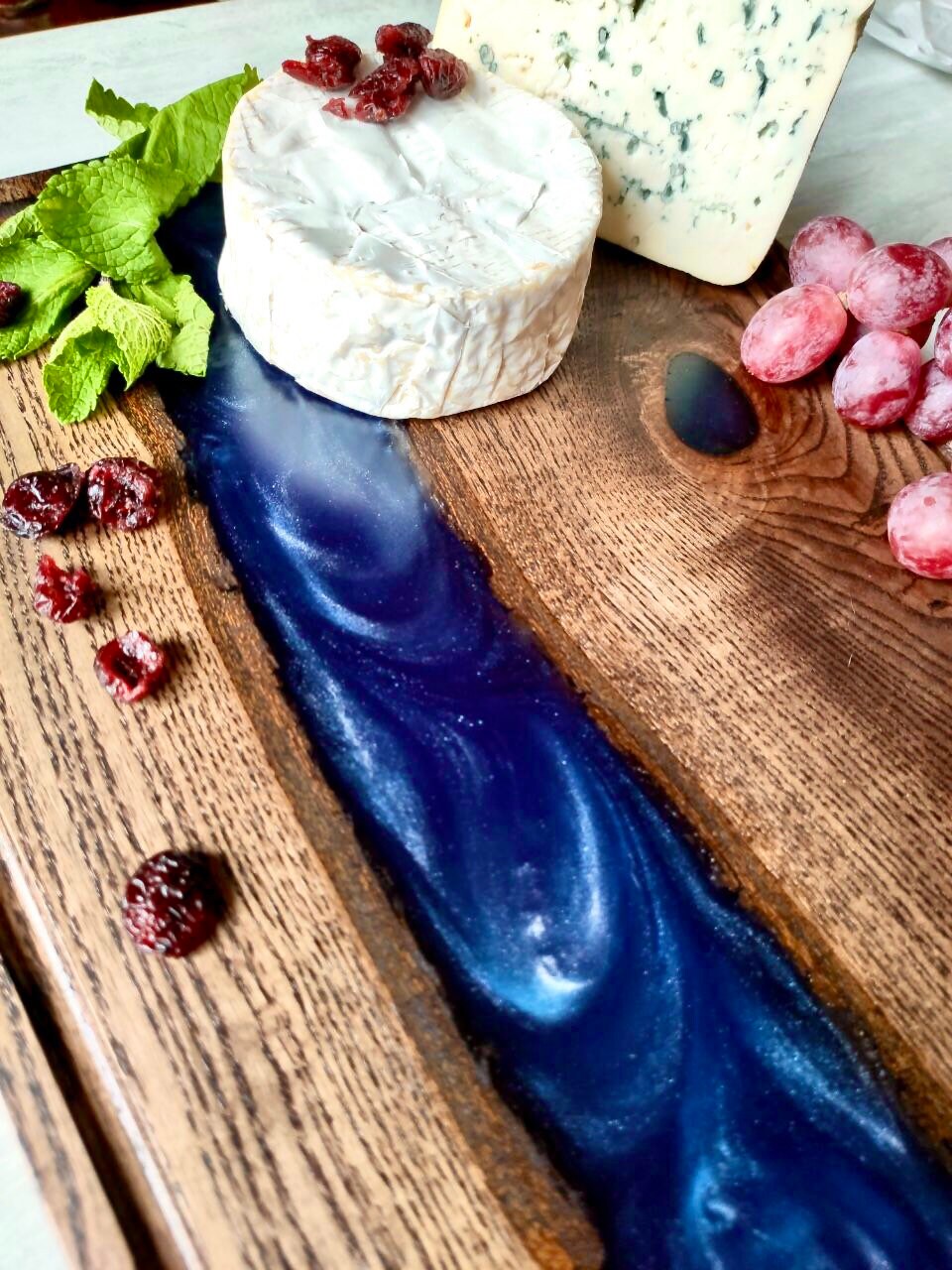 Epoxy Resin Board, Handcrafted River Board, Epoxy Resin, Wooden Serving Board, Antipasto Platter, Charcuterie, Gift Board, Cutting board