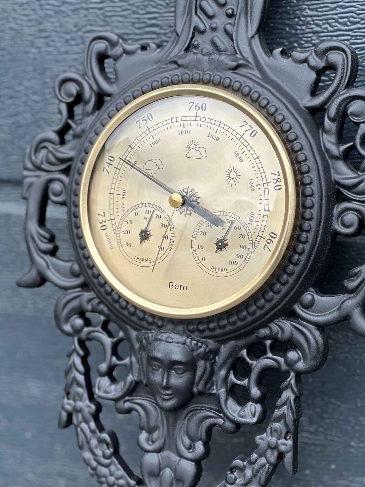 Heritage Atmospheres Vintage Weather Station Barometer - A Timeless Blend of Aesthetics and Functionality, Gift for home, Weather Instrument